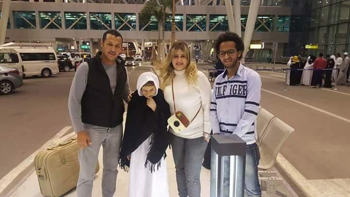 مشاهير فيسبوك: الإعلامية روبي سليم أول من ظهر بشنطة الإنستغرام.