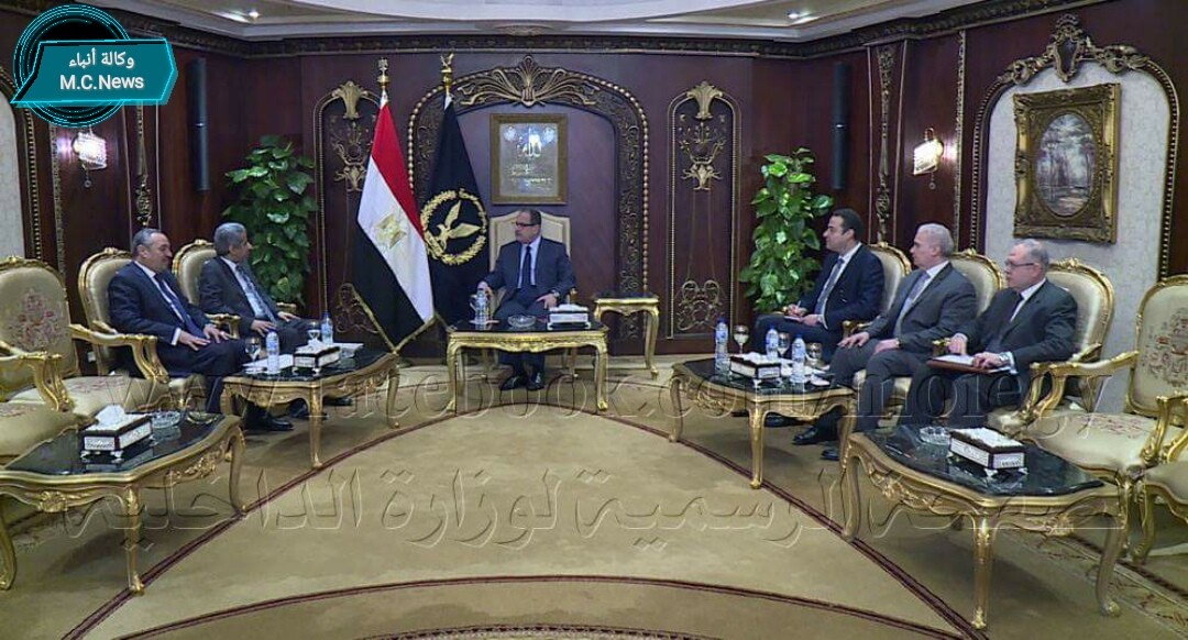 وزير الداخلية يستقبل الأمين العام لمجلس وزراء الداخلية العرب