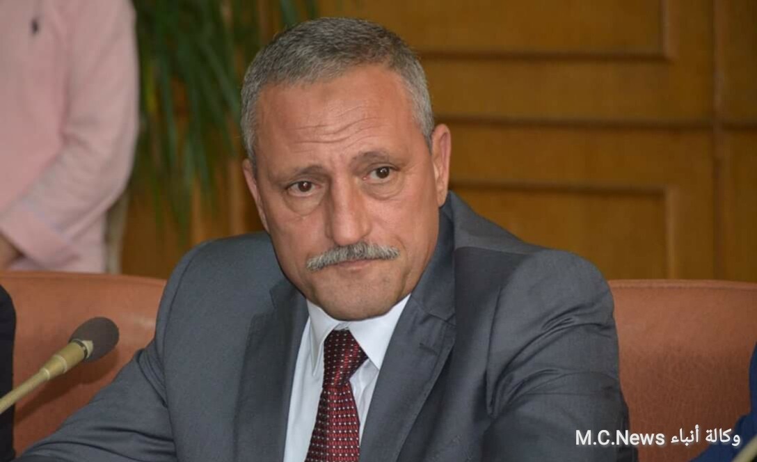 محافظ الإسماعيلية "أسبوع" مهلة أخيرة لأصحاب محلات الأسماك للإخلاء من طريق البلاچات