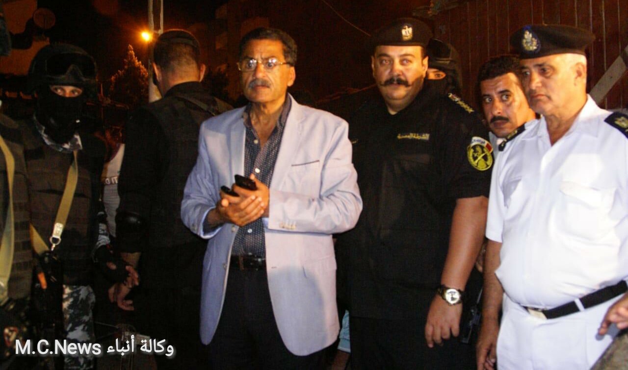 مدير أمن الإسماعيلية يقود حملة ليلية مُكبرة لإزالة الاشغالات بمدينة المستقبل  (فيديو)