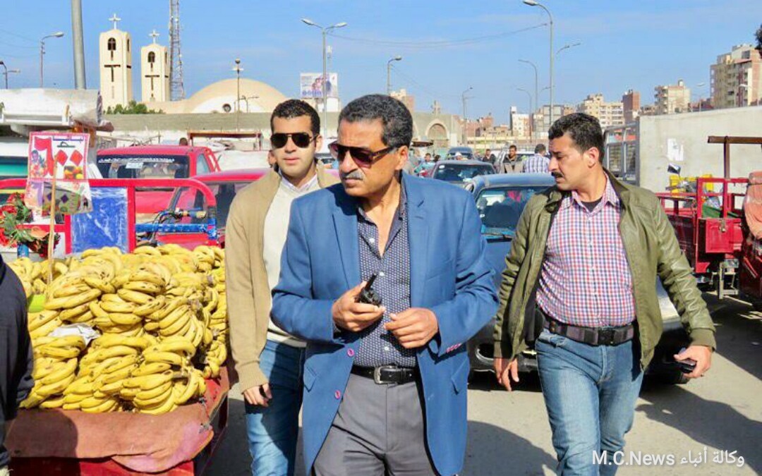 مدير أمن الإسماعيلية يتفقد الحالة الأمنية بوسط المدينة سيراً علي الأقدام قبل صلاة الجمعة