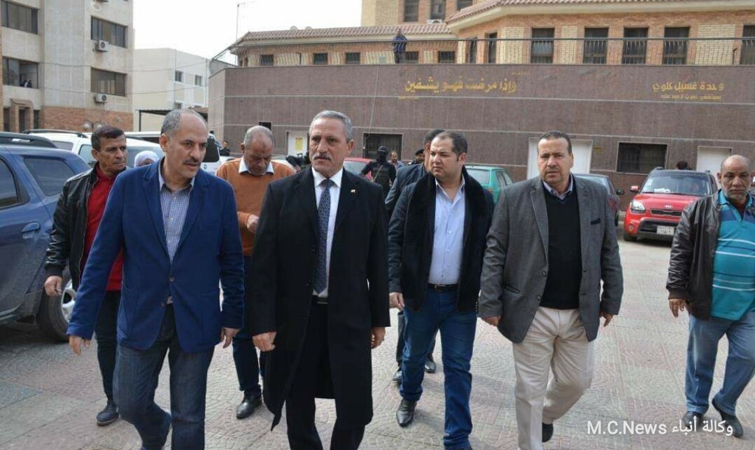 محافظ الإسماعيلية يفاجئ مستشفى الحميات ليطمئن على صرف أدوية فيروس "سي" للمرضي