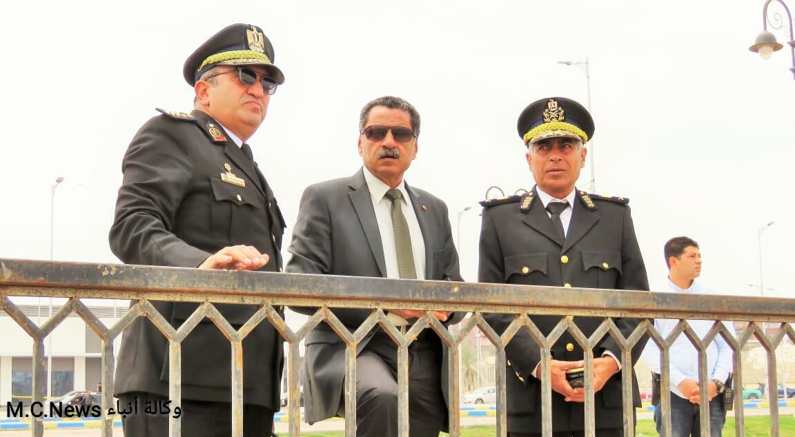 مدير أمن الإسماعيلية يتفقد الحالة الأمنية بطريق وكورنيش البلاچات الجديد