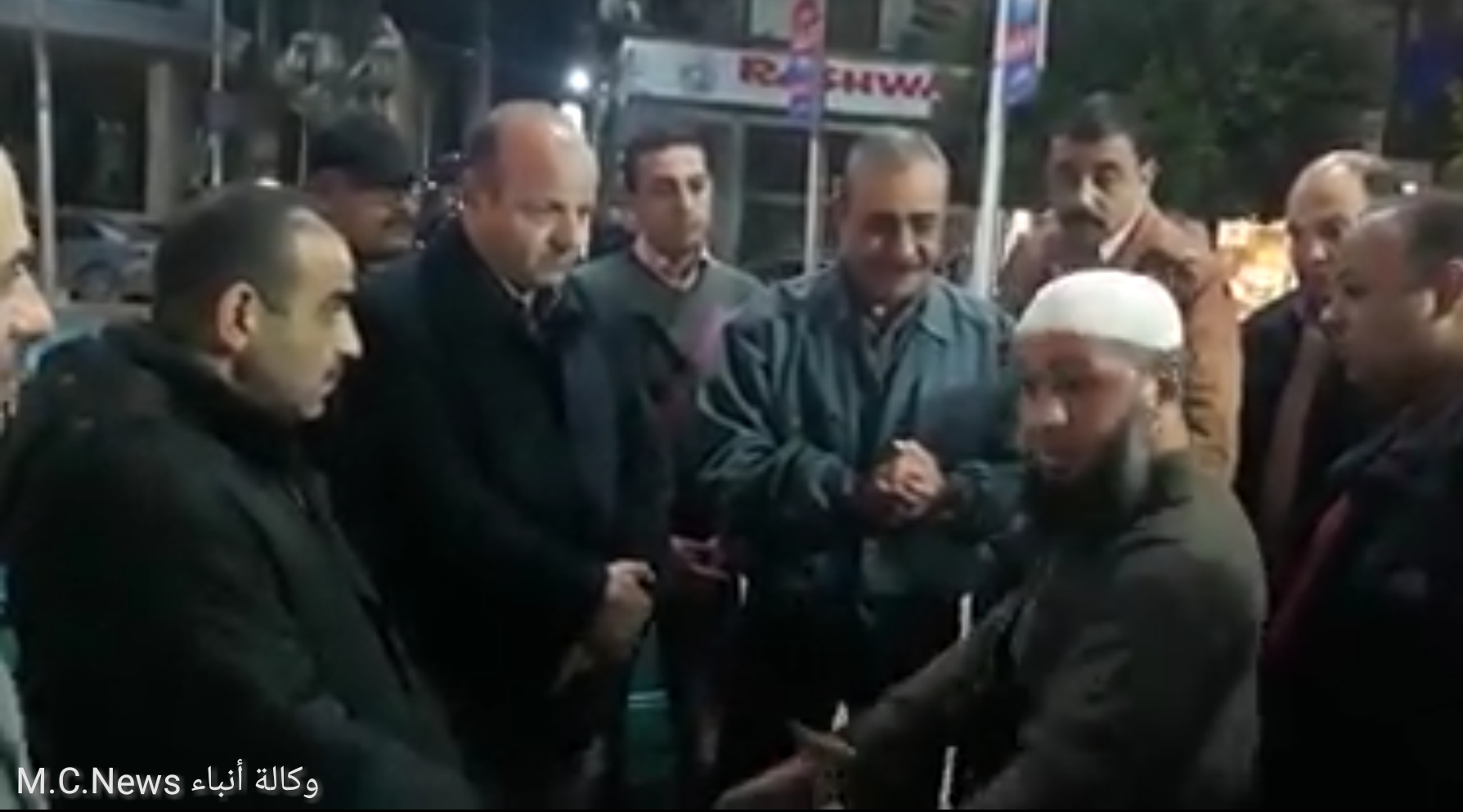 محافظ الإسماعيلية يتفقد حي أول بعد منتصف الليل وتوجيهات بتطوير السلطان حسين  (فيديو)