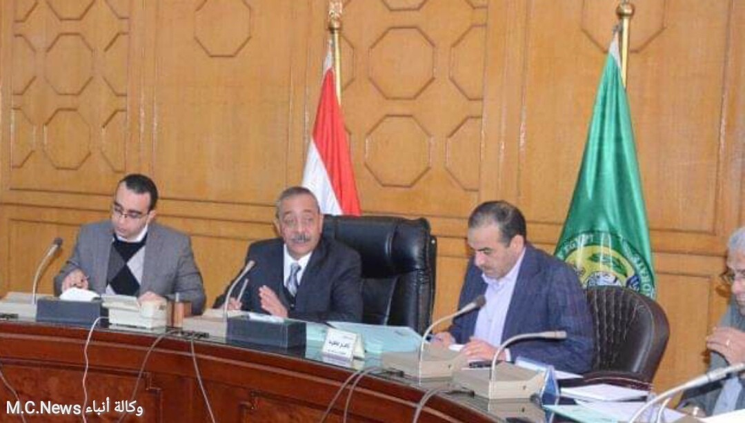 محافظ الإسماعيلية: عدم فرض رسوم جديدة واستمرار اغلاق صالات الجيم وتطوير طريق الإسماعيلية - السويس